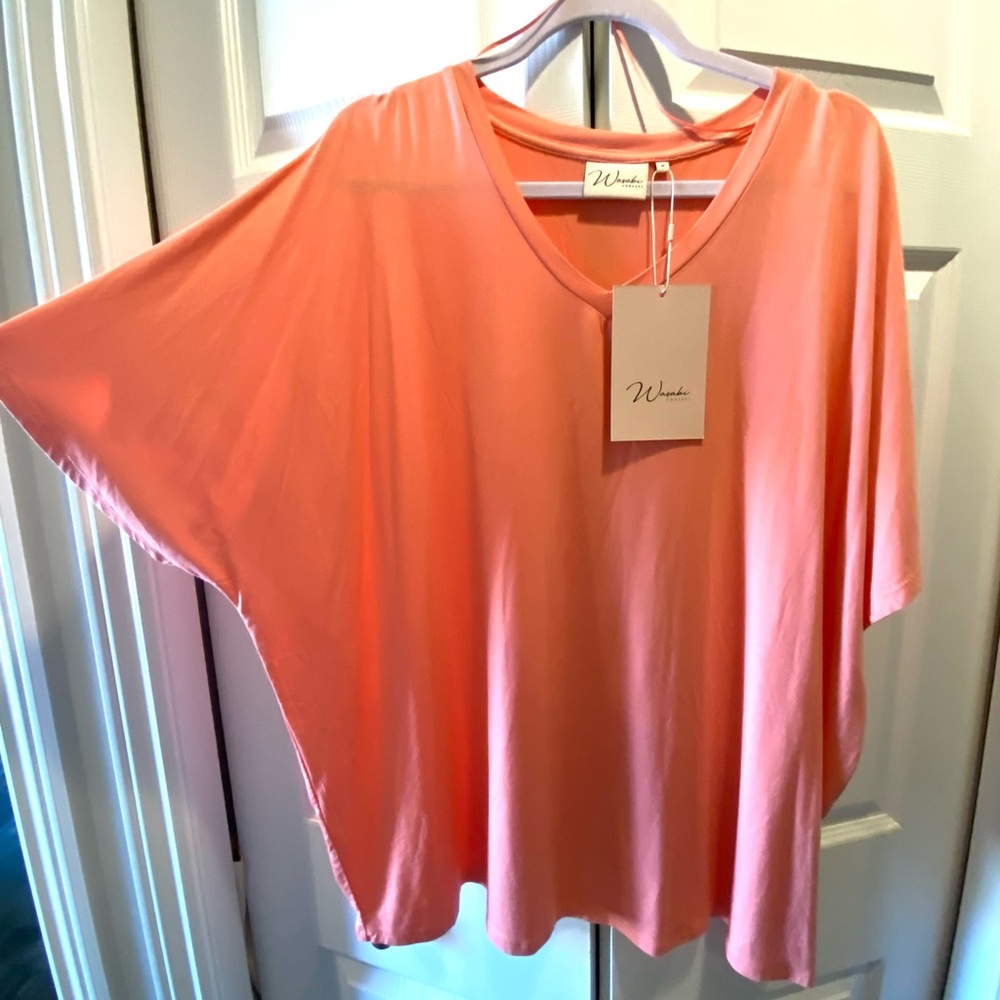 NWT Wasabi Coral Short Sleeve Top